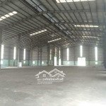 Cho thuê kho khu công nghiệp ngọc hồi, dt 660m và 2000m, giá 63 triệu/tháng. lh 0989 604688