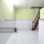 Bán đất tặng nhà, diện tích lớn 70m2, ngang 5m,hẽm xe hơiđường lê quang định, tiện xây mới