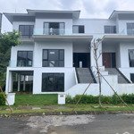 Biệt thự song lập khu c_212m2 _11,5 tỷ_3 tầng_ rẻ nhất xanh villas