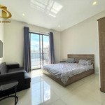 Cho thuê căn hộ 1 phòng ngủban công lớn _ máy giặt riêng_ rộng 40m2 _ gần sân bay, ngã tư phú nhuận