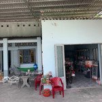 Bán dãy trọ 1 ki-ốt + 9p ngay cổng kcn trảng bàng, 200m2 sổ hồng riêng giá: 800 triệu