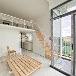 Duplex ban công - 30m2 -full nội thất - giá rẻ - lạc long quân - tân bình - thang máy