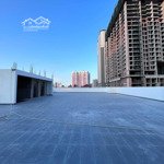 Cho thuê 450m2 sân thượng (rooftop) tại tòa nhà halo cô bắc q1. giá chỉ 220 triệu/tháng