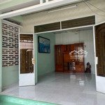 Bán đất tặng nhà cấp 4 dt 92m2. hẻm ô tô đường lê hồng phong phước hải nha trang giá 3,2 tỷ