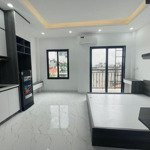 Khai trương ccmn 25-30m2 full nội thất. máy giặt riêng ban công thoáng tại hoàng hoa thám