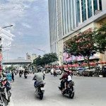 Nhà đẹp , ngõ rộng phố bạch mai , vài bước chân ra phố , tiện ích bạt ngàn , giá bán 5 tỷ .