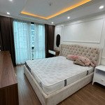 Cho thuê ch cao cấp phố mai hắc đế 2n2wc1k 86m2, nhà mới full nội thất xịn, thang máy giá 20 triệu