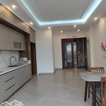 Bán nhà phân lô đường 800a - dt48m2x8 tầng - thang máy - giá 16,8 tỷ.