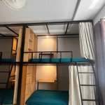 Kí túc xá nam mới 100%. đi bộ qua đh văn lang cs3. dorm 4 người. rộng thoáng.