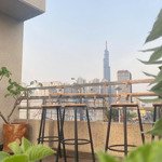 Studio Ban Công Lớn View Landmark 81 Ngay Vòng Xoay Hàng Xanh