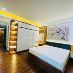 Chính chủ bán căn hộ 3pn dt 95m2 chung cư sapphire palace số 4 chính kinh, giá 5.6 tỷ bao phí