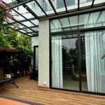 Bán gấp nhà lô góc, phố phúc lợi long biên, dt 100m2 giá hơn 11 tỷ.