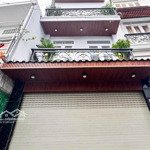 Ngộp vốn bán gấp nhà trương quyền, phường 6, quận 3 - giá:5tỷ08/68m2. gần công viên lê văn tám.