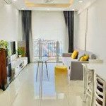 Bán gấp chung cư idico, căn đẹp 60m2 có ban công, 2 phòng ngủ, bao sổ, giá 1,95tỷ tl. lh 0981674683