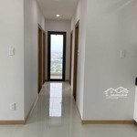 Căn góc bcons miền đông 72m2, 3 phòng ngủ- 2 vệ sinh tầng trung, view làng đại học mát mẻ, giá chỉ 2 tỷ 250