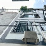 Siểu phẩm phố trạm, nhà dân xây 5 tầng 45m2 - nhỉnh 5 tỷ - ô tô vào nhà, giá đầu tư siêu đẹp