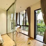 Căn hộ 1 phòng ngủ, balcony/cửa sổ view cực đẹp, mới 100% ngay trường sa, gần cầu thị nghè