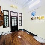 Cho thuê nhà ao sen, mỗ lao, hà đông, dt 60m2, 4 tầng, mt 4m, nhà đẹp giá 16 tr lh: 0982491944