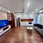 Chủ nhà cần bán gấp căn 2n 77m2 giá 3,5tỷ view sông, sát vin cổ loa