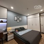 Cho thuê căn hộ diamond riverside 2 phòng ngủ 2 vệ sinhđầy đủ nội thất 10 triệuieu/thang dọn vào ở ngay