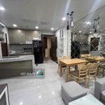 Cần bán căn hộ leman luxury, quận 3, 100m2, 2pn, 2wc, có sổ. lh 0903309428 vân