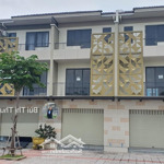 Duy nhất 1 căn shophouse kinh doanh 3 tầng - đối diện khu biệt thự, trục thông khu công nghiệp vsip