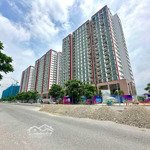 Chính chủ gửi bán căn 101m2 tầng đẹp giá bán 5.94 tỷ bp nhận nhà ở ngay khai sơn city liên hệ: 0964364723