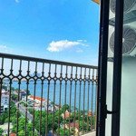 Bán căn hộ 1pn đầy đủ tiện nghi chỉ việc vào ở. view ngang hồ tây cực đẹp. nhanh tay liên hệ ngay