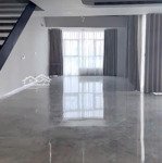 Bán Căn Pent 2 Tầng Siêu Đẹp Tại Da Watermark Tây Hồ,Diện Tích310M2, View Hồ Tây, Bể Bơi Riêng, Sổ Full