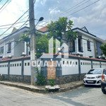 Cho thuê căn villa sân vườn 10x18m kdc đường trần não quận 2