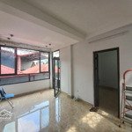 Cần bán gấp nhà phố lê thanh nghị-quận hai bà trưng 60m2, 5 tầng, giá bán 9.3 tỷ. dòng 50 triệu/th.