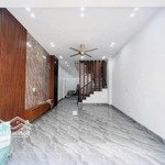 Bán nhà phương canh_trịnh văn bô, đơn lập, 40m2x5t, căn góc, ô tô qua nhà kinh doanh, sát ngã tư