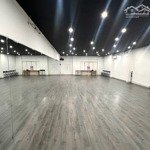 Cho thuê tầng 2 - 200m2 mặt đường phan đăng lưu, hải châu