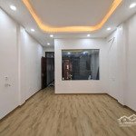 Bán nhà 65 m* 7 tầng mặt tiền 3.9 m giá 21 tỷ hoàng văn thái thanh xuân hà nội