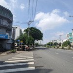 88m2 nhà đẹp phạm hùng ngang 5 cực thoáng -xe hơi ngủ nhà -kdc villas đại phúc xịn sò -một b