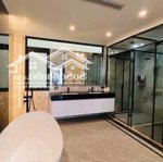Bán nhà ở ngay phố thái hà 85.3m2x 5tầng, mặt tiền 9.5m, ngõ nông ô tô đỗ cửa, giá 14,5 tỷ