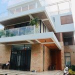 Cho thuê biệt thự 800m2, 5pn, khu dân cư cao cấp thảo điền, quận 2, văn phòng hoặc ở, kinh doanh