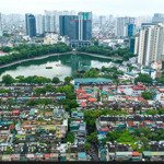 Cho thuê căn hộ tầng 8,toà the gloria, nguyên hồng ô góc view hồ, tiêu chuẩn 5*, 73m, 2 pn, 68 triệu/th