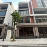 Bán quỹ căn hộ liền kề sẻ khe độc nhất, mặt tiền 6m đến 8m, phân khu vịnh thiên đường