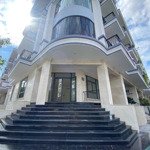 Cho thuê nhà phố shophouse cơ hội đầu tư kinh doanh tại khu vực sôi động s sàn ~700m2 | 65 triệu/tháng