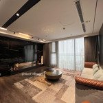 Bán căn hộ 123m2, 4 phòng ngủ3vs, full đồ đẹp, chung cư vinhomes west point. giá bán 8.5 tỷ, bao mọi phí