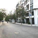 Cần cho thuê gấp shophouse, galaxy tố hữu nhà 6 tầng thang máy, dt 90m2x6t, giá thuê 40 triệu