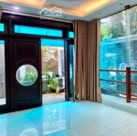 Villa quốc hương 8mx20m 3 lầu rẻ gì rẻ lắm 40 triệu thôi !