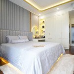 [sổ hồng -130m] 3pn midtown m5 view sông lớn, nội thất cao cấp, xem nhà dễ, lh 0908448281