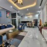 Bán căn liền kề ngọc trai view công viên hoàn thiện có thang máy sẵn sổ liên hệ: 0934663936