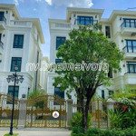 Cho thuê biệt thự victoria q1, 225m2 đất, 1 hầm + 4 tầng, 4pn, trung tâm q1