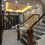 Siêu phẩm ngõ 1194 đường láng - đẹp, ngõ thông, tiện ích nhiều - 50m2