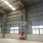 Cho thuê gấp kho xưởng 800m2 - 2000m2 - 6000m2 khu vực gần cầu thanh trì pccc tự động (đủ hồ sơ)