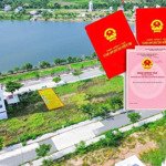 Bán đất giá sốc - đường rộng - tặng luôn cái view hồ quá là mê!