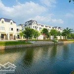 Cho thuê biệt thự mặt hồ viglacera xuân phương 200m2,mặt tiền12m, nhà đẹp rộng sẵn vào luôn 0989031677